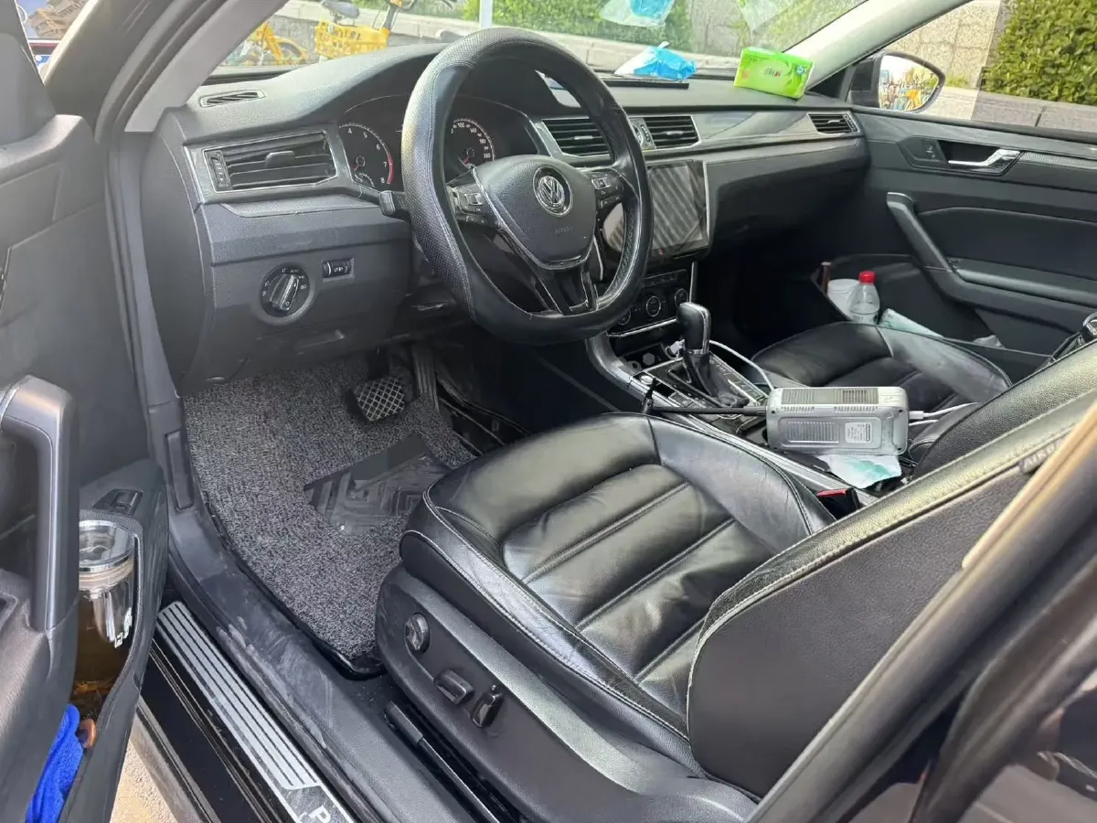 2017 Volkswagen Passat 1.8T 180HP L4 7DCT,autocango,china used car exporter,china ev exporter,chinese used car exporter,chinese used ev exporter