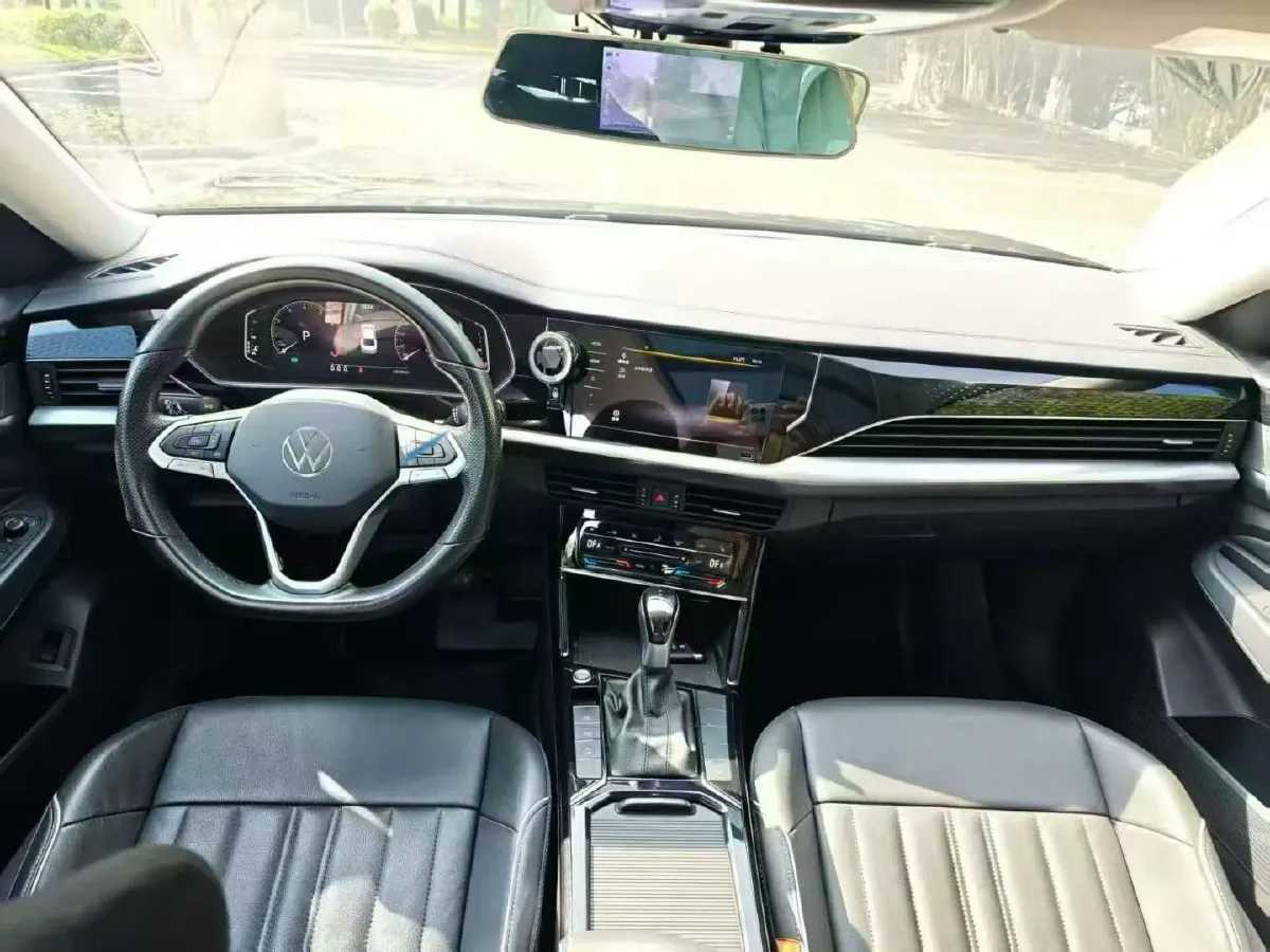 2023 Volkswagen Passat 2.0T 186HP L4 7DCT,autocango,china used car exporter,china ev exporter,chinese used car exporter,chinese used ev exporter