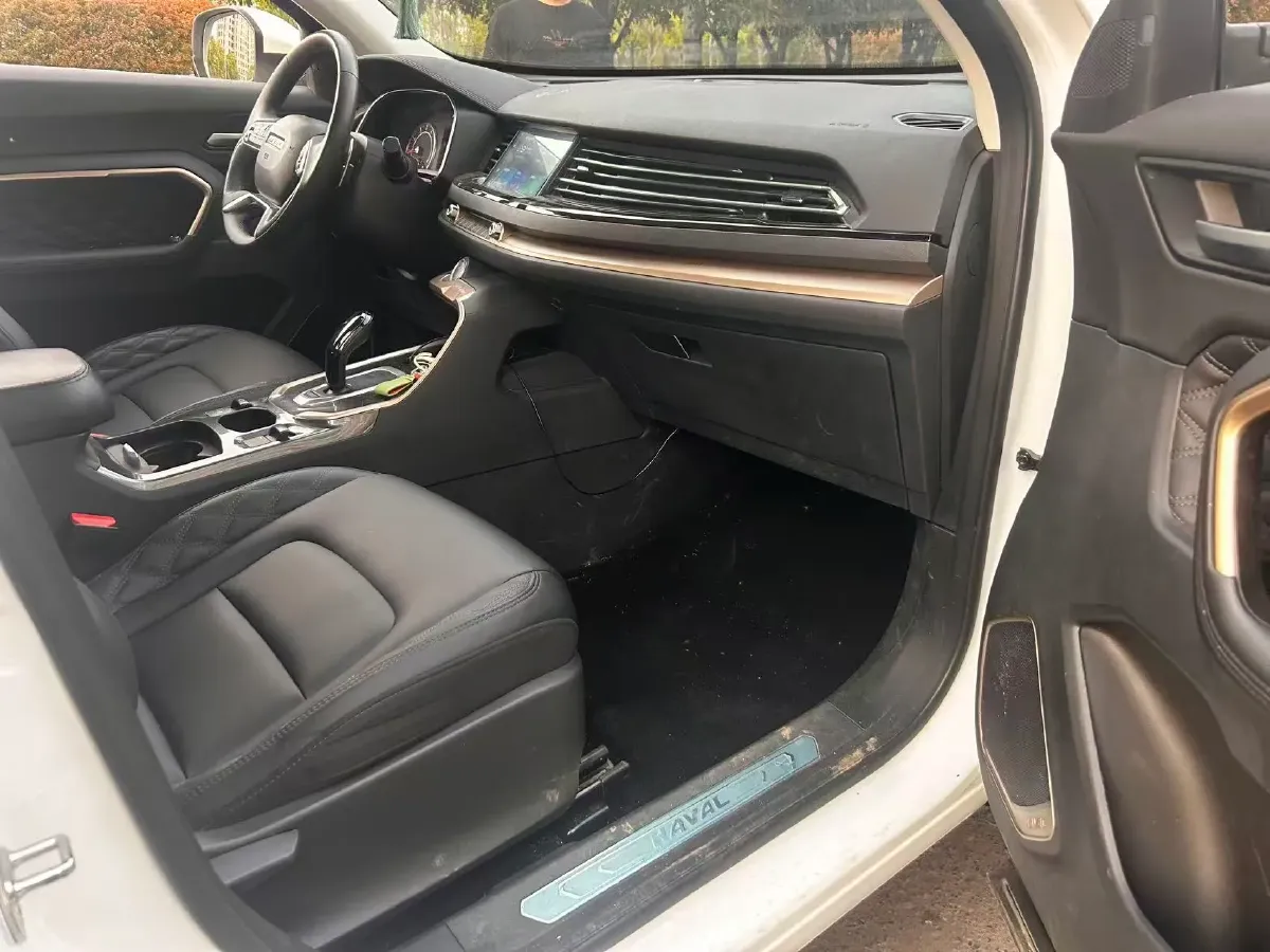 2020 Haval H6 1.5T 169HP L4 7DCT,autocango,china used car exporter,china ev exporter,chinese used car exporter,chinese used ev exporter