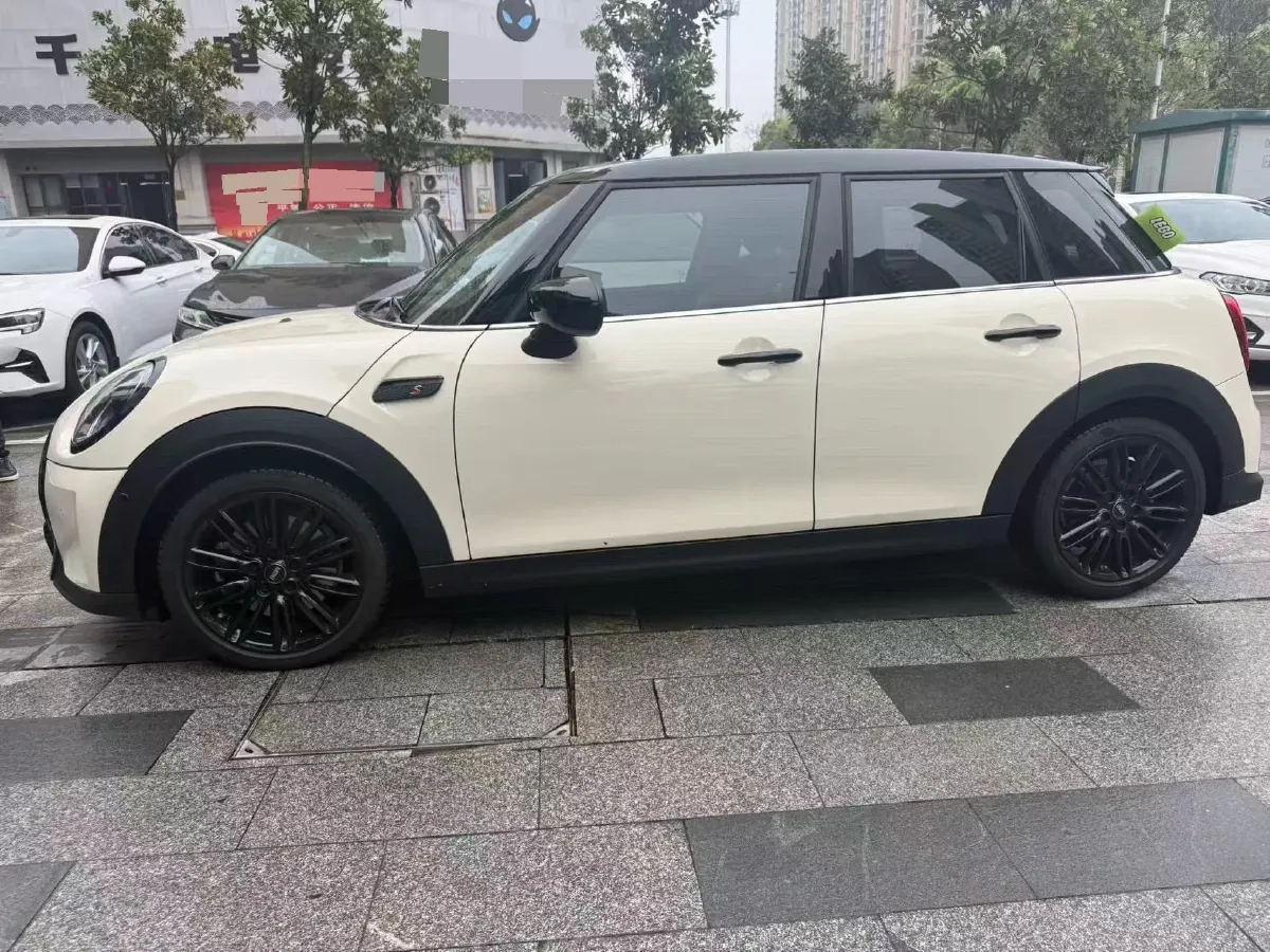 2022 MINI MINI 2.0T 192HP L4 7DCT,autocango,china used car exporter,china ev exporter,chinese used car exporter,chinese used ev exporter