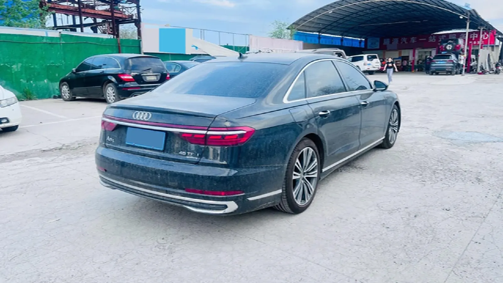 2025 Audi A8 2.0T 265HP L4 8AT,autocango,china used car exporter,china ev exporter,chinese used car exporter,chinese used ev exporter