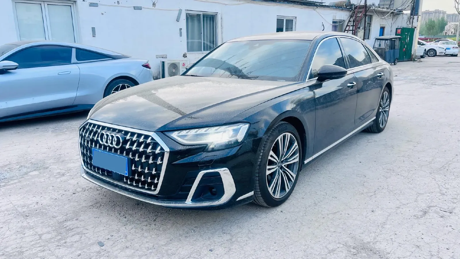 2025 Audi A8 2.0T 265HP L4 8AT,autocango,china used car exporter,china ev exporter,chinese used car exporter,chinese used ev exporter