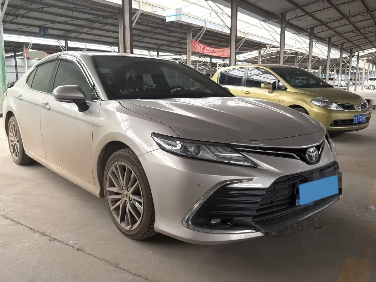 2021 Toyota Camry 2.5L 209HP L4 8AT,autocango,china used car exporter,china ev exporter,chinese used car exporter,chinese used ev exporter
