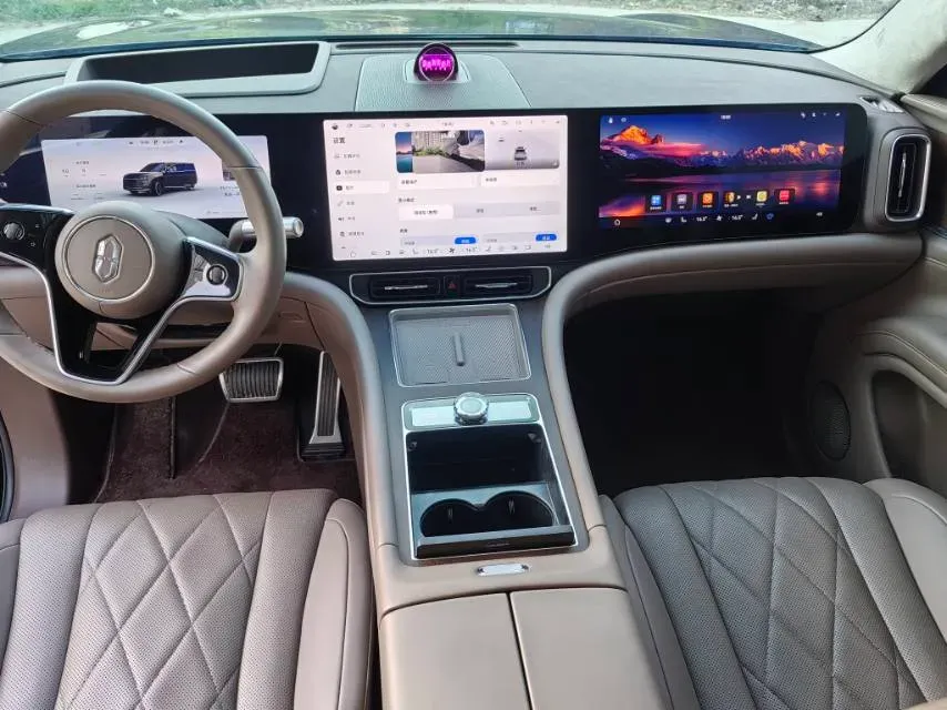 2024 AITO AITO M9 1.5T 152HP L4 REEV 42KWH,autocango,china used car exporter,china ev exporter,chinese used car exporter,chinese used ev exporter