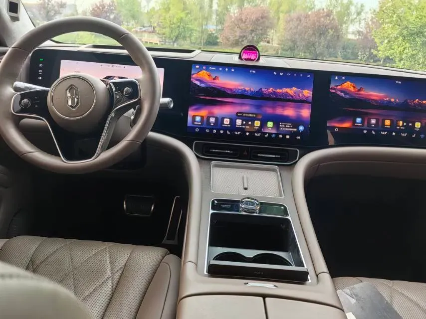 2024 AITO AITO M9 1.5T 152HP L4 REEV 42KWH,autocango,china used car exporter,china ev exporter,chinese used car exporter,chinese used ev exporter