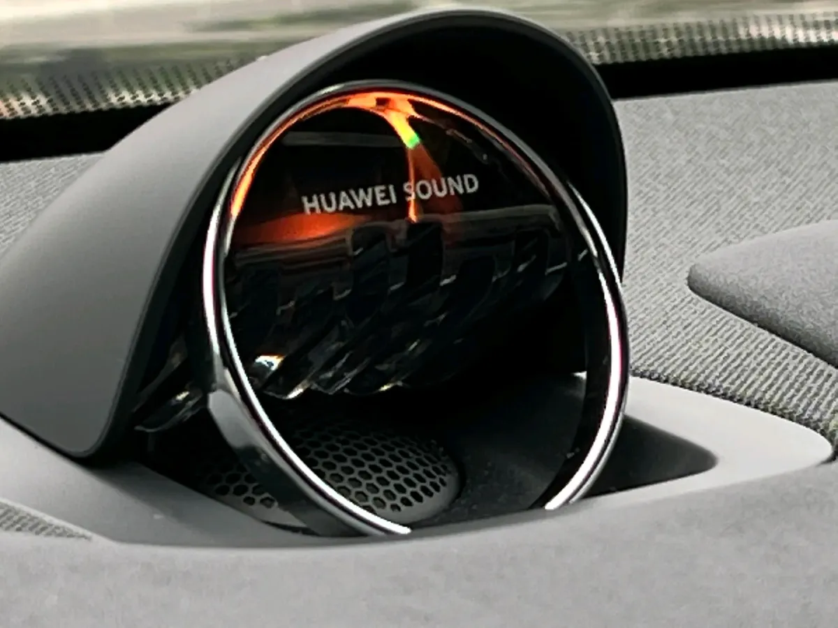 2024 AITO AITO M7 1.5T 152HP L4 REEV 42KWH,autocango,china used car exporter,china ev exporter,chinese used car exporter,chinese used ev exporter