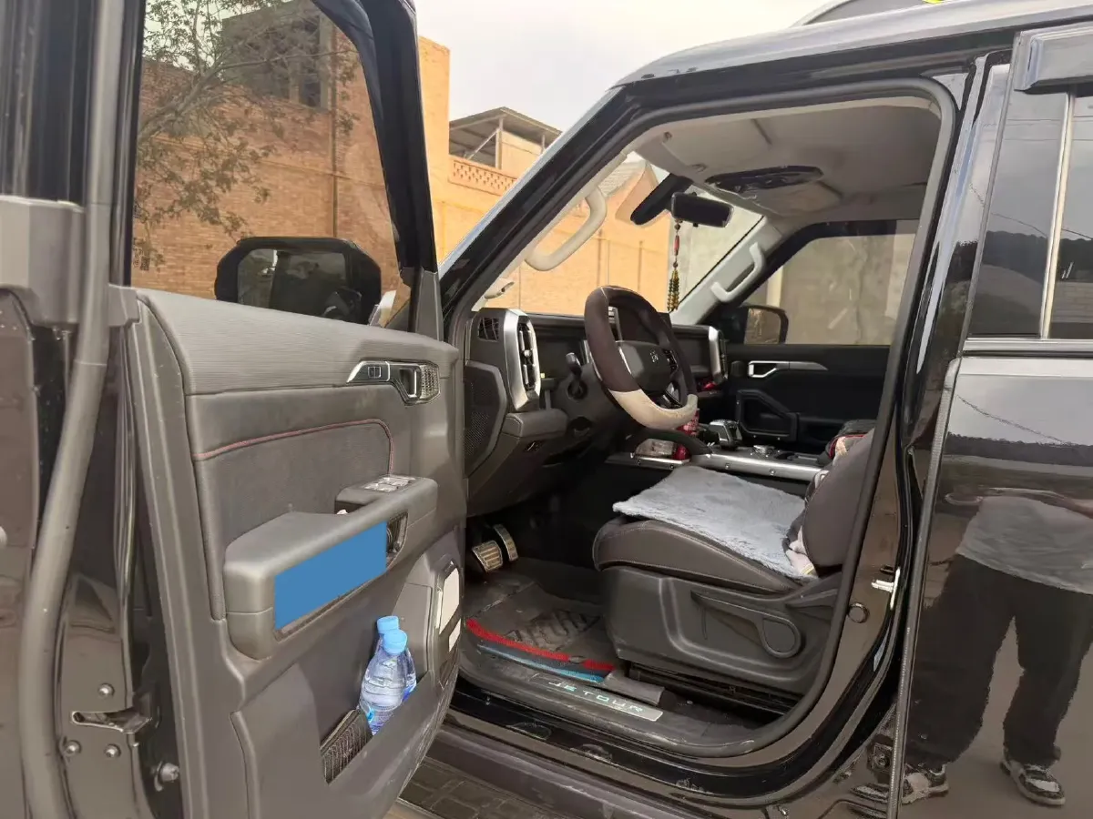 2023 Jetour Traveller 2.0T 254HP L4 7DCT,autocango,china used car exporter,china ev exporter,chinese used car exporter,chinese used ev exporter