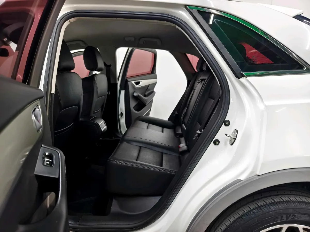 2017 HaiMa S5 1.5T 163HP L4 6MT,autocango,china used car exporter,china ev exporter,chinese used car exporter,chinese used ev exporter