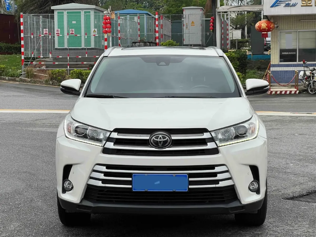 2018 Toyota Highlander 2.0T 220HP L4 6AT,autocango,china used car exporter,china ev exporter,chinese used car exporter,chinese used ev exporter