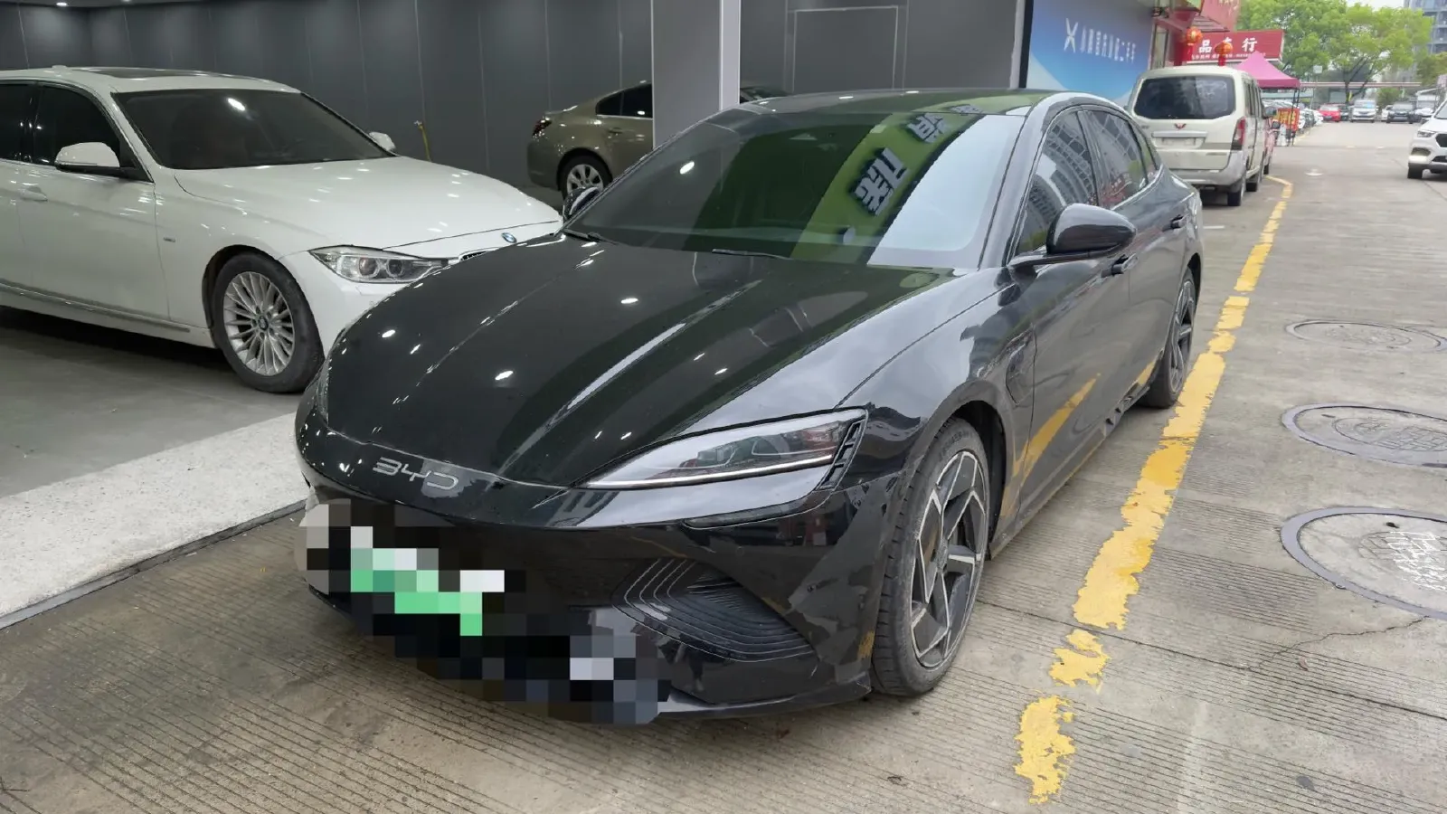 2022 AITO AITO M5 Range Extended 125HP REEV 40KWH,autocango,china used car exporter,china ev exporter,chinese used car exporter,chinese used ev exporter