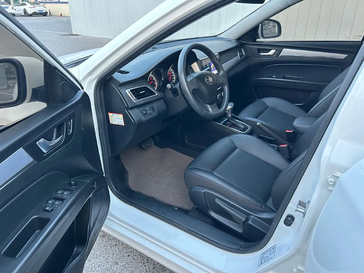 2019 Bestune B30 1.6L 109HP L4 6AT,autocango,china used car exporter,china ev exporter,chinese used car exporter,chinese used ev exporter