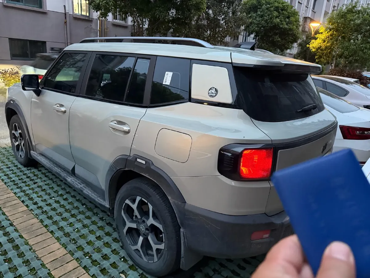 2025 MAXUS XinTu V70 2.0T 150HP L4 9AT,autocango,china used car exporter,china ev exporter,chinese used car exporter,chinese used ev exporter