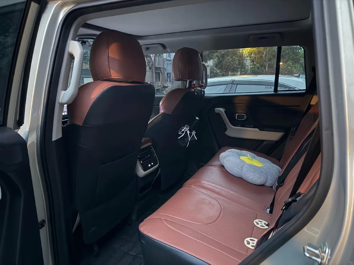 2025 MAXUS XinTu V70 2.0T 150HP L4 9AT,autocango,china used car exporter,china ev exporter,chinese used car exporter,chinese used ev exporter