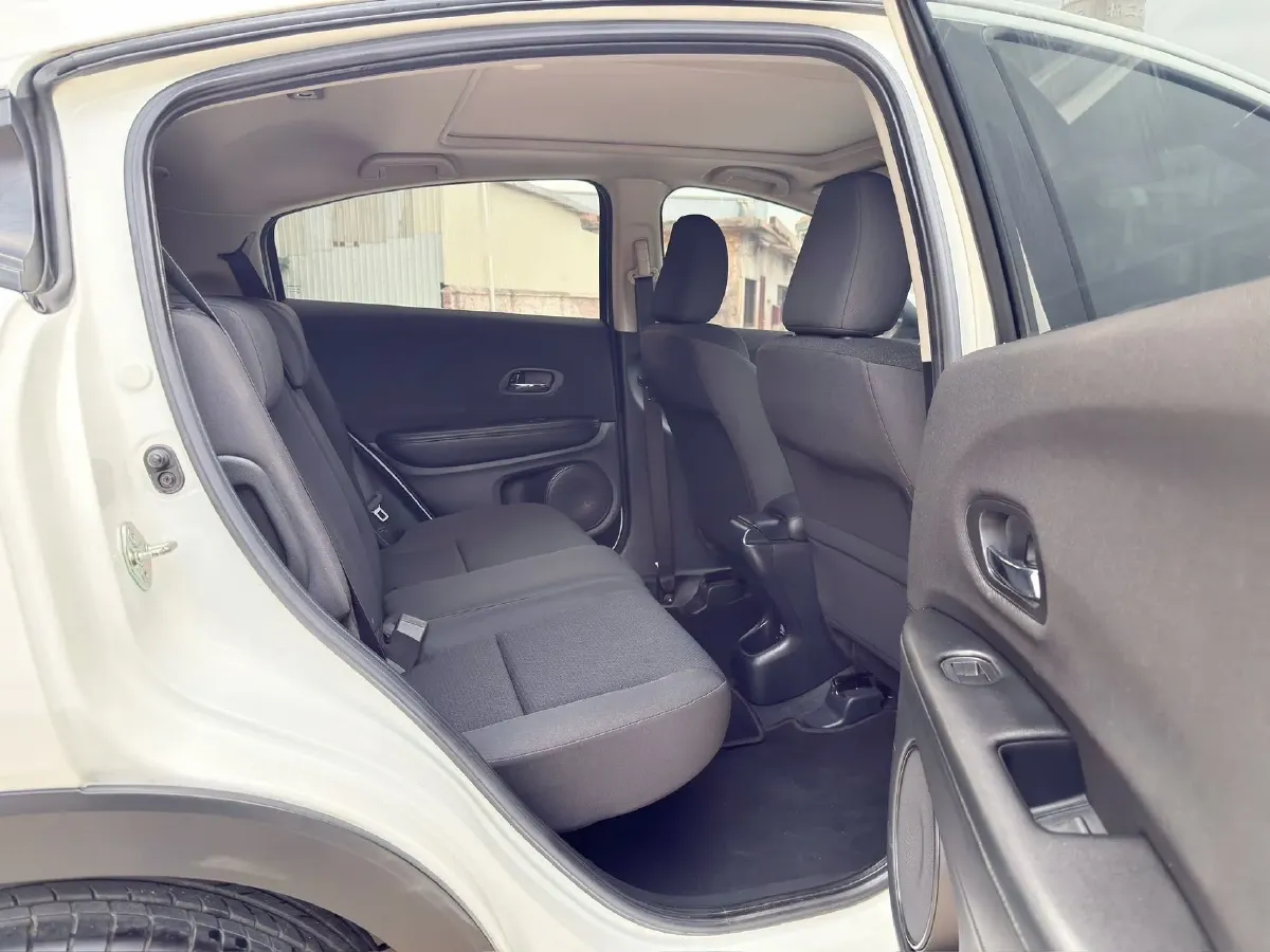 2020 Honda Vezel 1.5L 131HP L4 CVT,autocango,china used car exporter,china ev exporter,chinese used car exporter,chinese used ev exporter