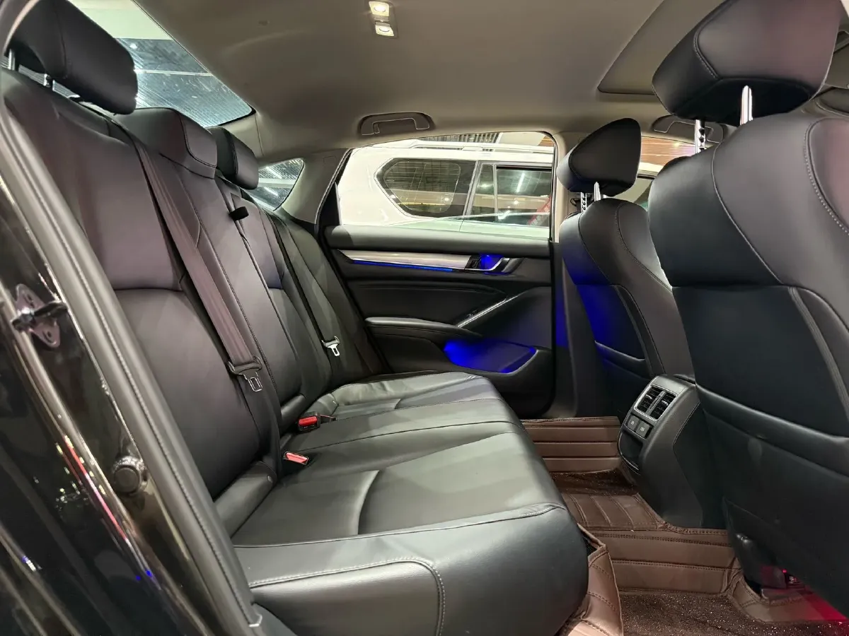 2022 Honda Accord 1.5T 194HP L4 CVT,autocango,china used car exporter,china ev exporter,chinese used car exporter,chinese used ev exporter