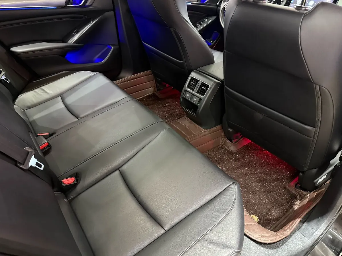 2022 Honda Accord 1.5T 194HP L4 CVT,autocango,china used car exporter,china ev exporter,chinese used car exporter,chinese used ev exporter