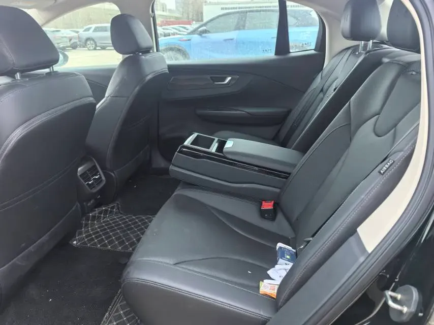 2022 HongQi E-QM5 BEV 54KWH,autocango,china used car exporter,china ev exporter,chinese used car exporter,chinese used ev exporter