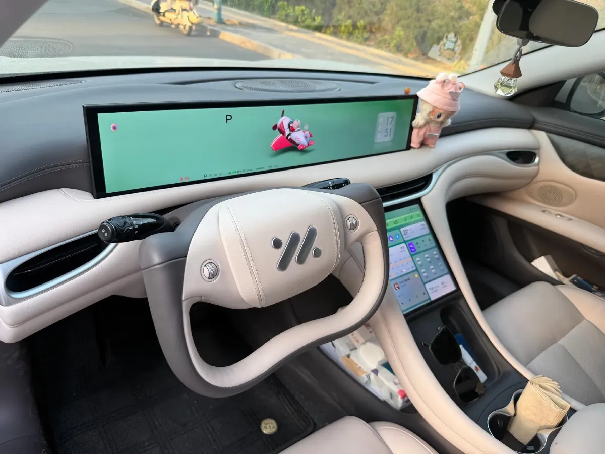 2024 IM L6 BEV 75KWH,autocango,china used car exporter,china ev exporter,chinese used car exporter,chinese used ev exporter