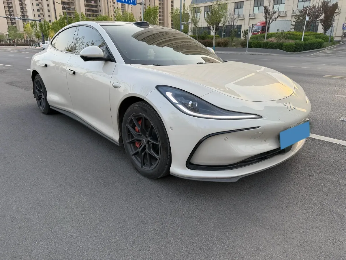 2024 IM L6 BEV 75KWH,autocango,china used car exporter,china ev exporter,chinese used car exporter,chinese used ev exporter