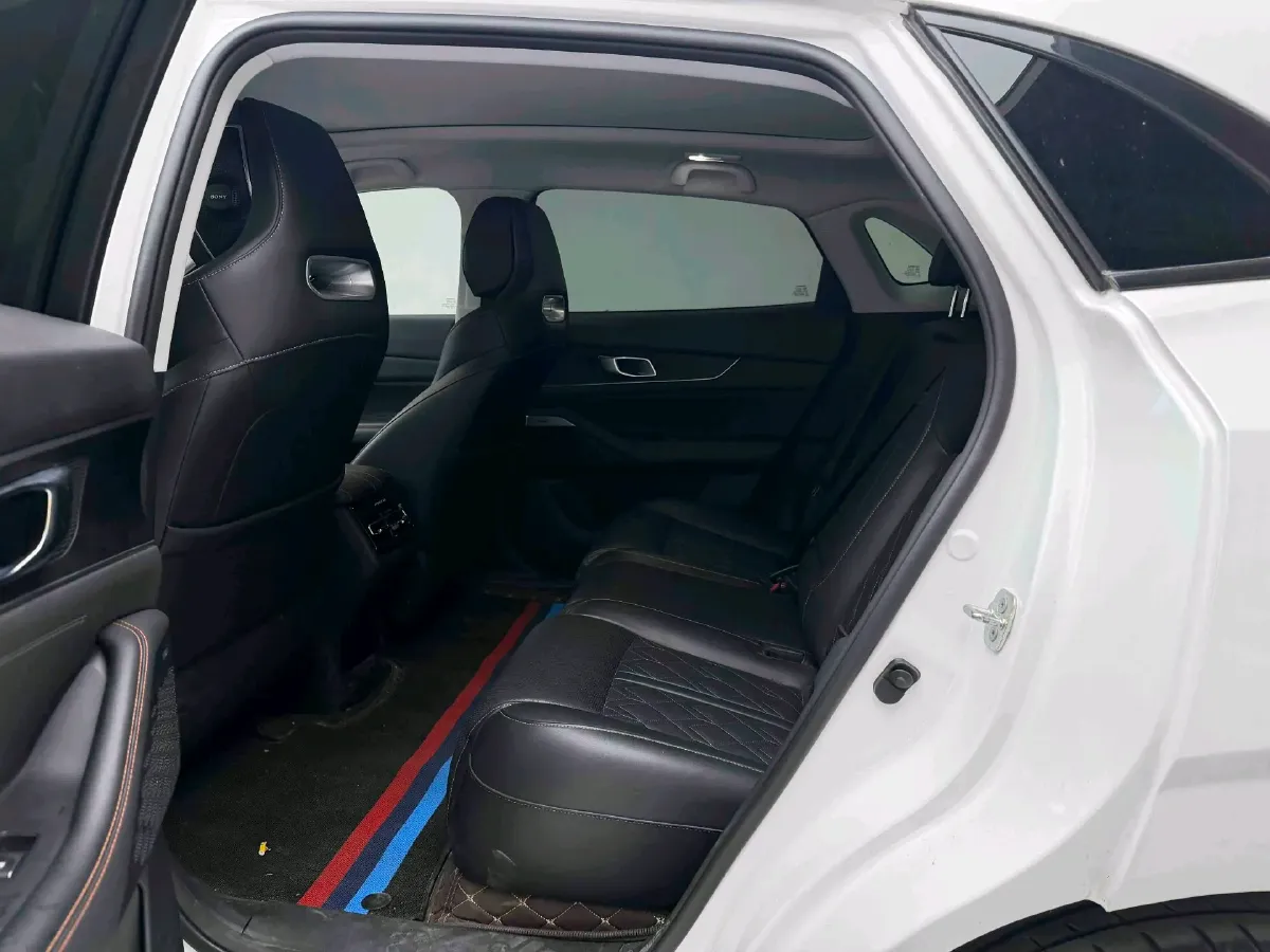 2021 ChangAn UNI-K 2.0T 233HP L4 8AT,autocango,china used car exporter,china ev exporter,chinese used car exporter,chinese used ev exporter