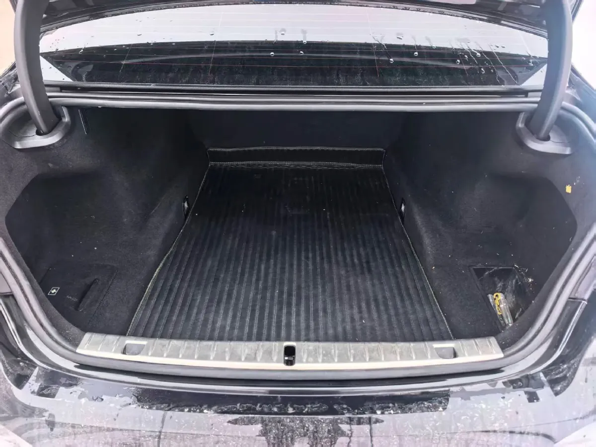 2019 BMW 7 Series 2.0T 265HP L4 8AT,autocango,china used car exporter,china ev exporter,chinese used car exporter,chinese used ev exporter