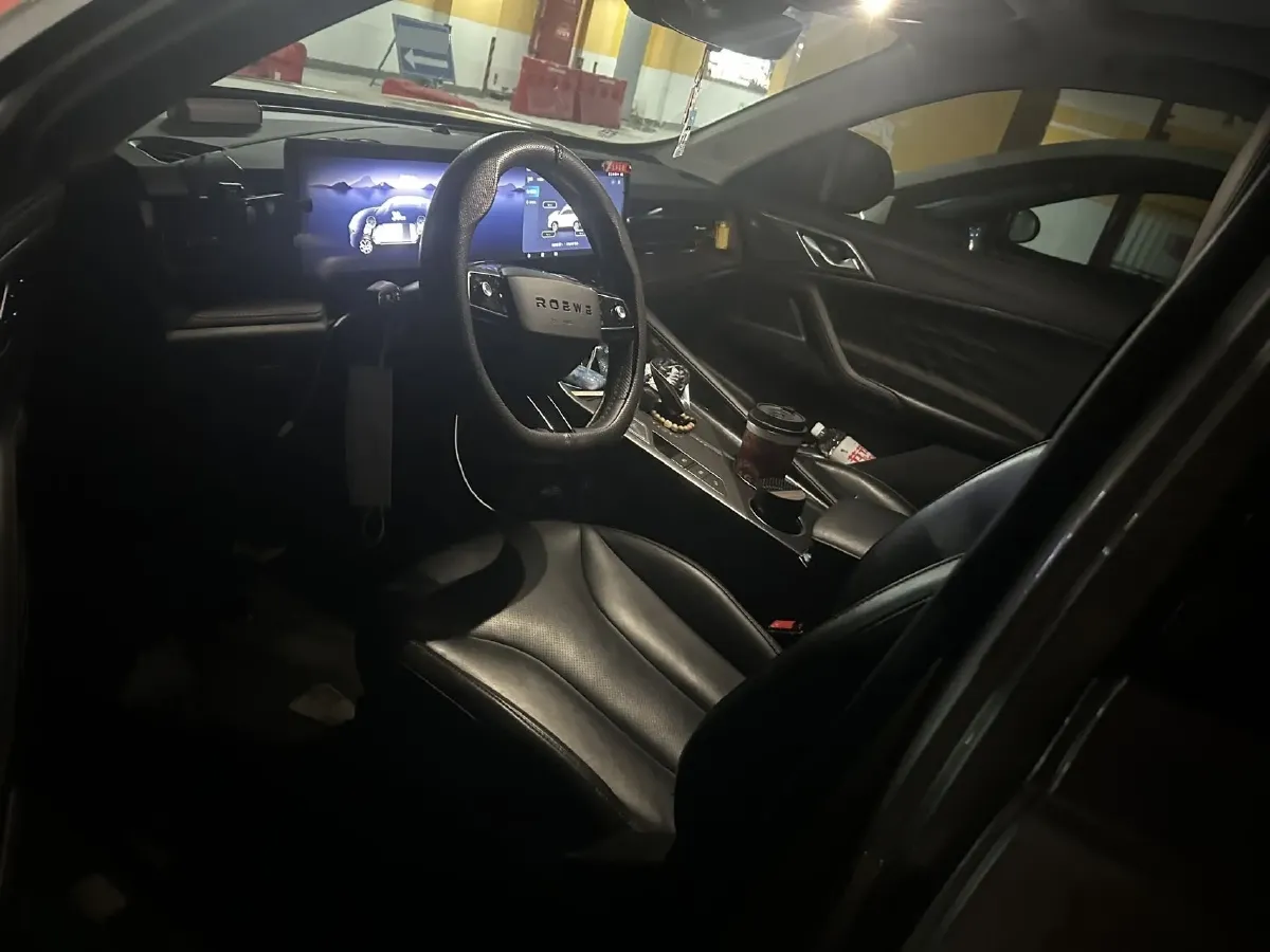 2023 Roewe RX5 1.5T 188HP L4 AMT PHEV 12.3KWH,autocango,china used car exporter,china ev exporter,chinese used car exporter,chinese used ev exporter