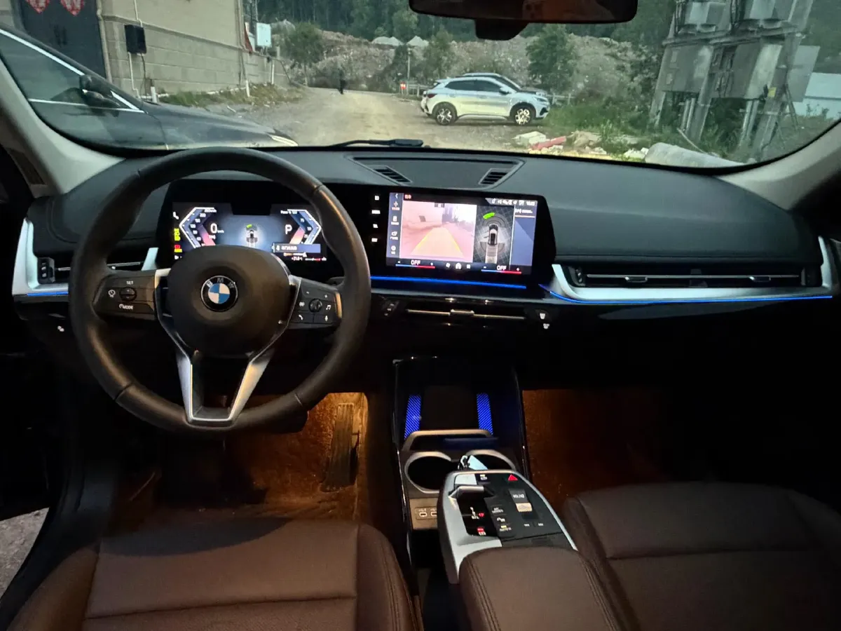 2024 BMW X1 2.0T 204HP L4 7DCT,autocango,china used car exporter,china ev exporter,chinese used car exporter,chinese used ev exporter