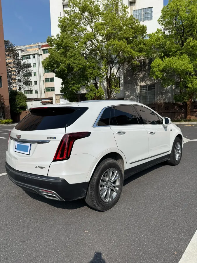 2022 Cadillac XT5 2.0T 237HP L4 9AT,autocango,china used car exporter,china ev exporter,chinese used car exporter,chinese used ev exporter