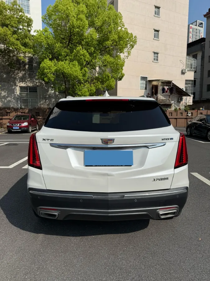 2022 Cadillac XT5 2.0T 237HP L4 9AT,autocango,china used car exporter,china ev exporter,chinese used car exporter,chinese used ev exporter