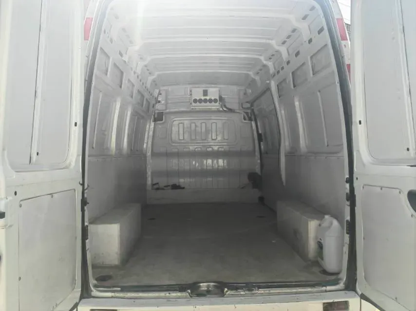 2023 MAXUS XinTu V80 2.0T 127HP L4 6MT,autocango,china used car exporter,china ev exporter,chinese used car exporter,chinese used ev exporter