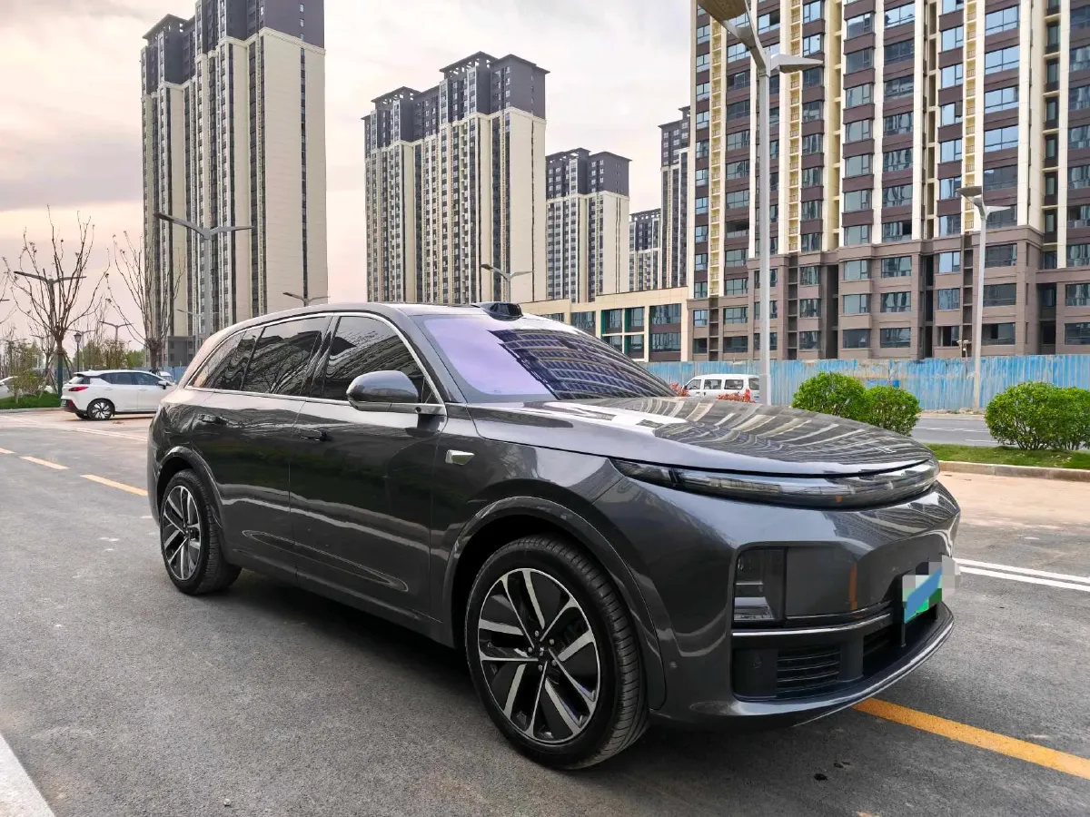 2024 Li L8 Range Extended 154HP REEV 52.3KWH,autocango,china used car exporter,china ev exporter,chinese used car exporter,chinese used ev exporter