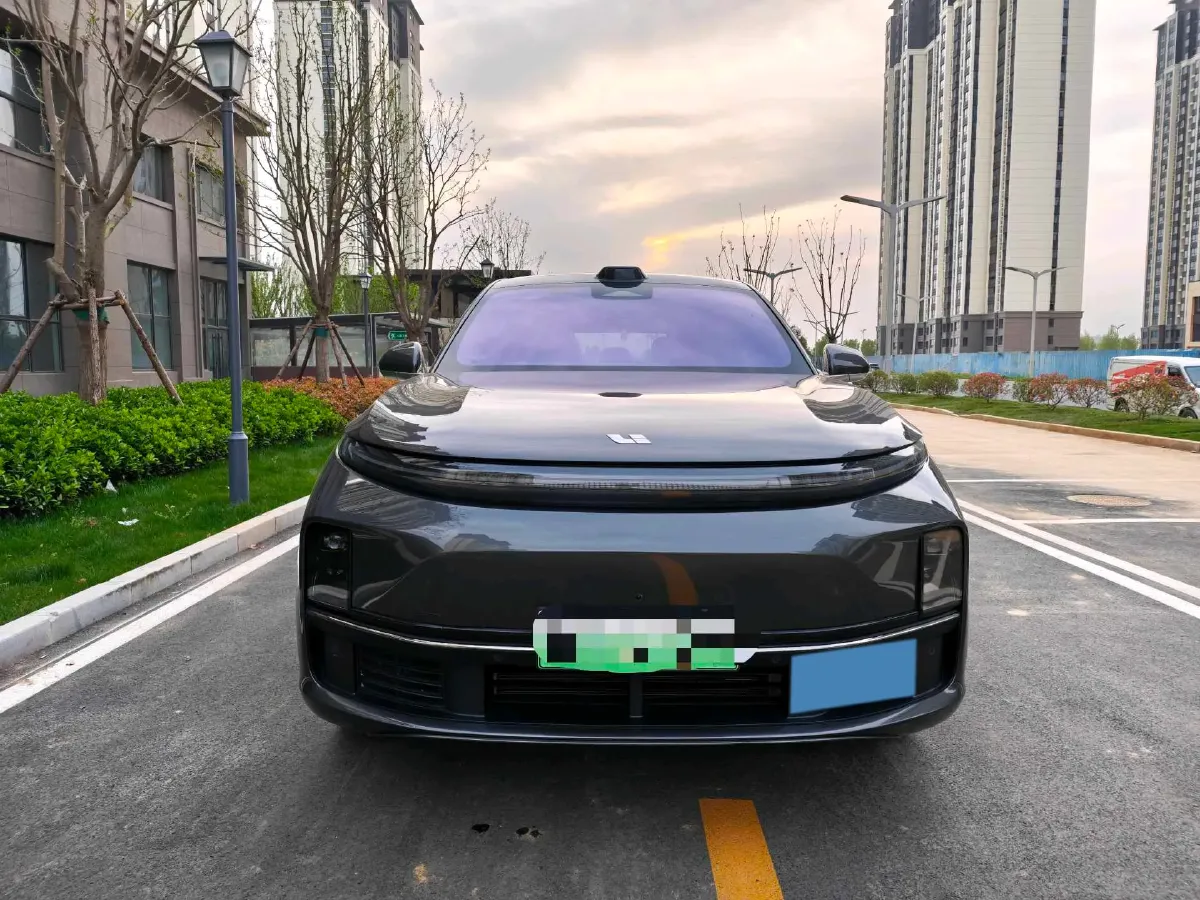 2024 Li L8 Range Extended 154HP REEV 52.3KWH,autocango,china used car exporter,china ev exporter,chinese used car exporter,chinese used ev exporter