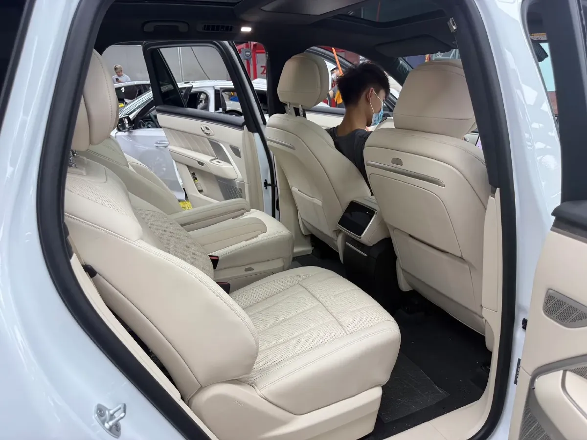 2025 ONVO L90 BEV,autocango,china used car exporter,china ev exporter,chinese used car exporter,chinese used ev exporter