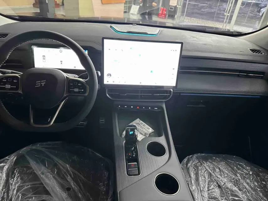 2025 Exceed VXC-DM 1.5T 156HP L4 3DHT PHEV 34.46KWH,autocango,china used car exporter,china ev exporter,chinese used car exporter,chinese used ev exporter