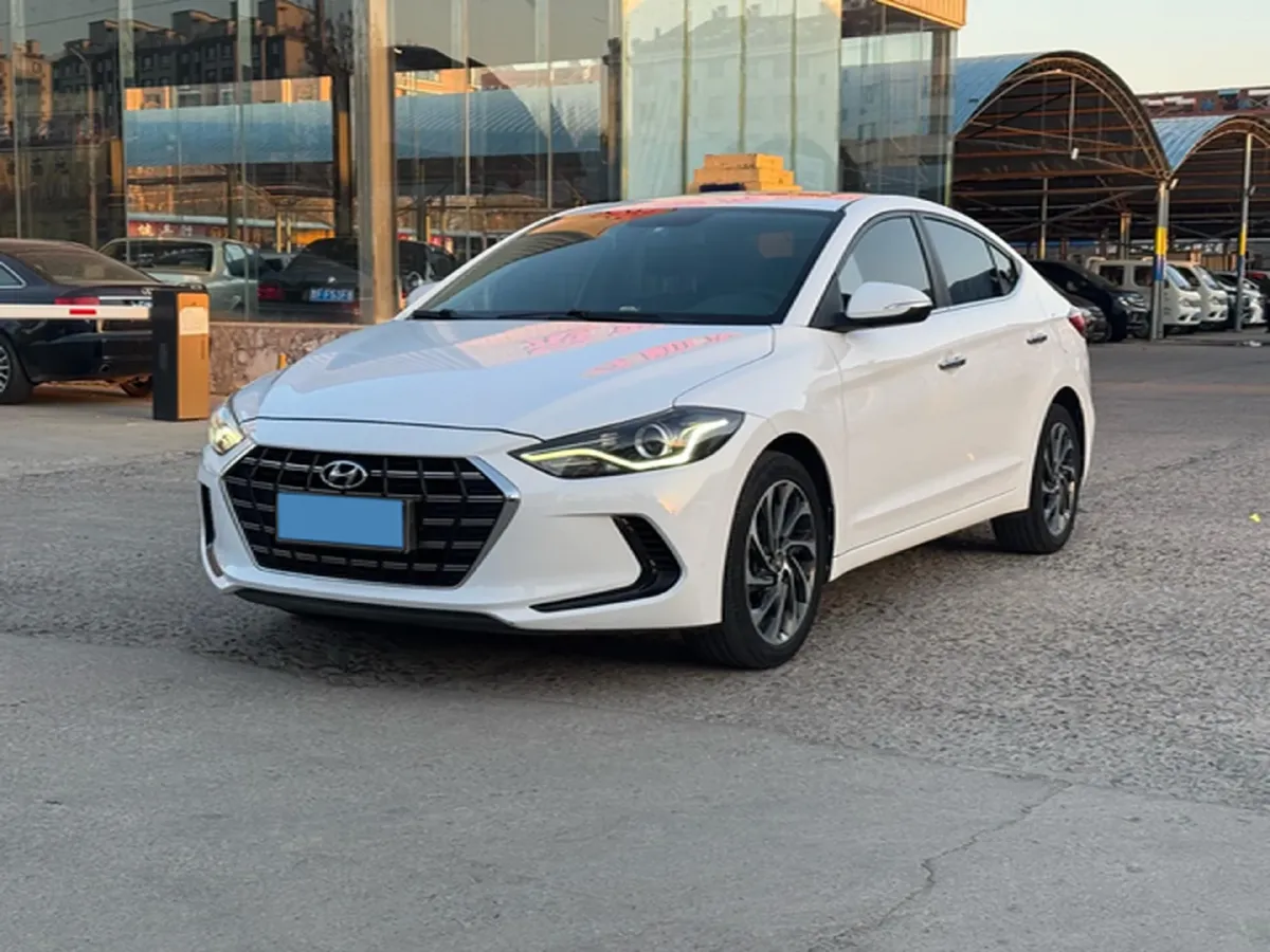 2020 Hyundai Elantra 1.5L 115HP L4 CVT,autocango,china used car exporter,china ev exporter,chinese used car exporter,chinese used ev exporter