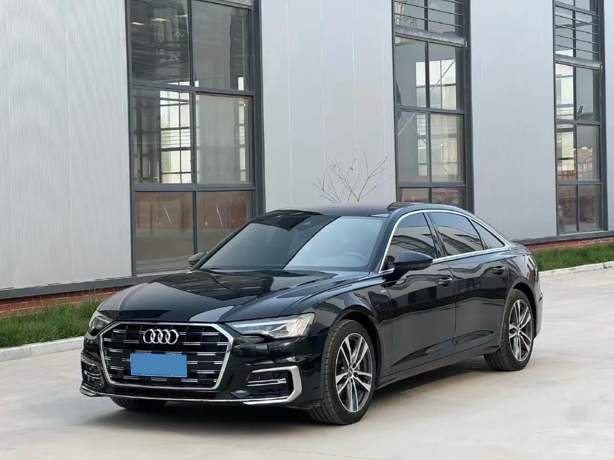 2021 Audi A6L 2.0T 190HP L4 7DCT,autocango,china used car exporter,china ev exporter,chinese used car exporter,chinese used ev exporter