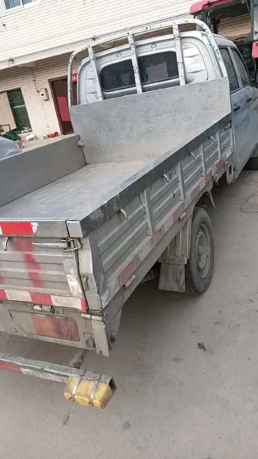 2022 WuLing RongGuang New Truck 1.5L 102HP L4 5MT,autocango,china used car exporter,china ev exporter,chinese used car exporter,chinese used ev exporter