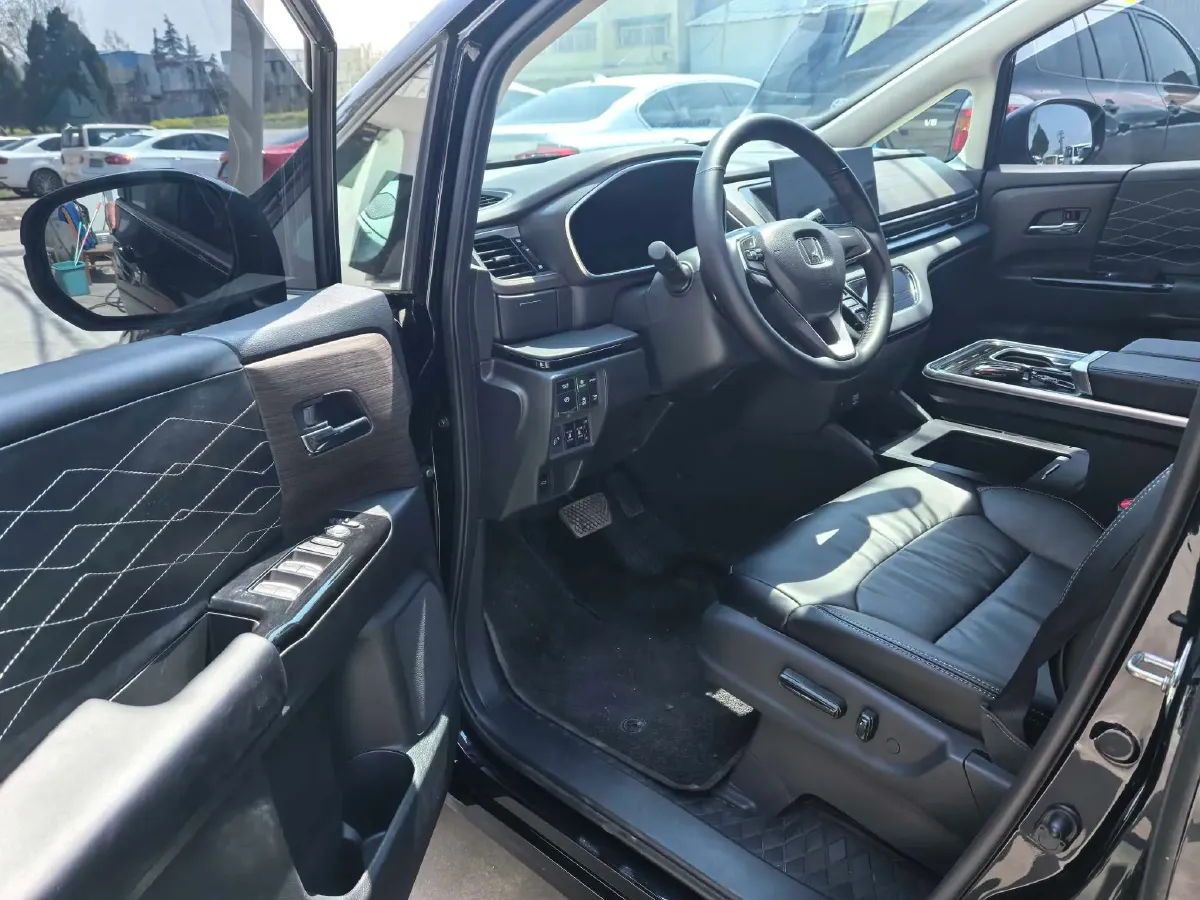 2024 Honda Odyssey 2.0L 146HP L4 E-CVT Hybrid,autocango,china used car exporter,china ev exporter,chinese used car exporter,chinese used ev exporter