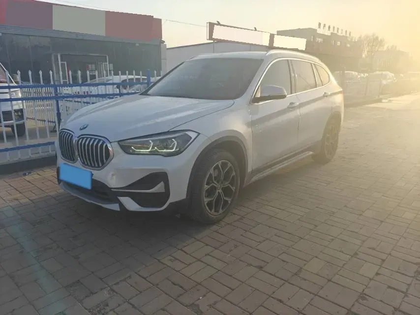 2022 BMW X1 1.5T 140HP L3 7DCT,autocango,china used car exporter,china ev exporter,chinese used car exporter,chinese used ev exporter