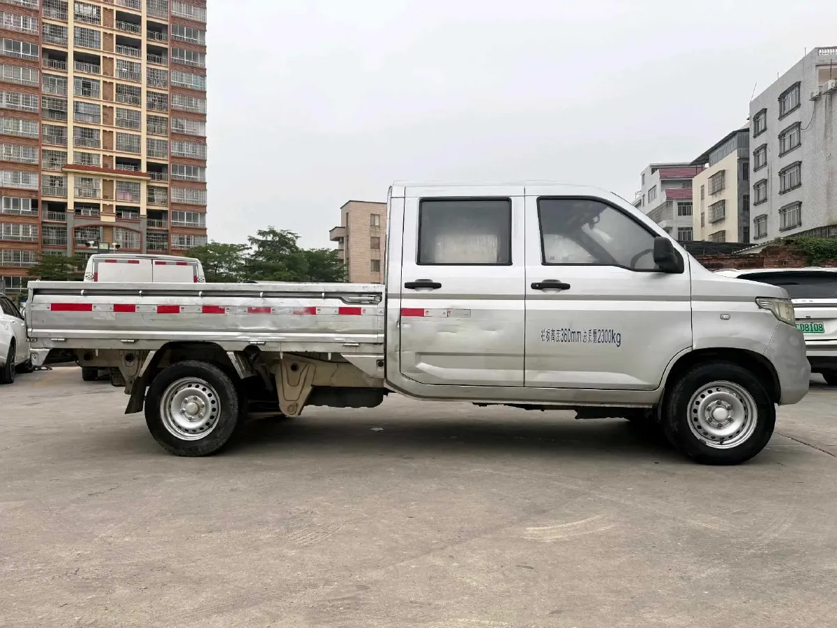 2019 WuLing RongGuang New Truck 1.5L 107HP L4 5MT,autocango,china used car exporter,china ev exporter,chinese used car exporter,chinese used ev exporter