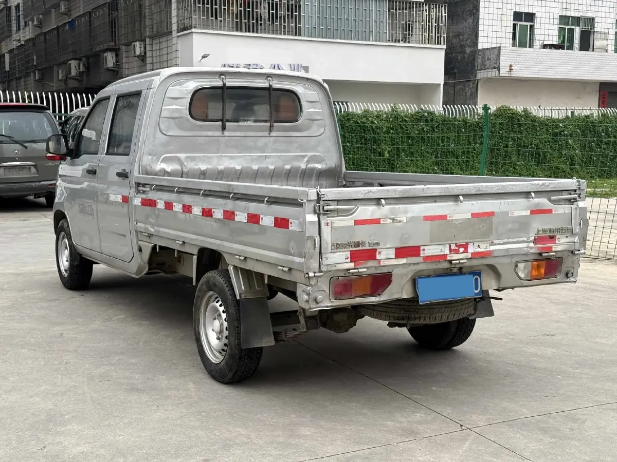 2019 WuLing RongGuang New Truck 1.5L 107HP L4 5MT,autocango,china used car exporter,china ev exporter,chinese used car exporter,chinese used ev exporter