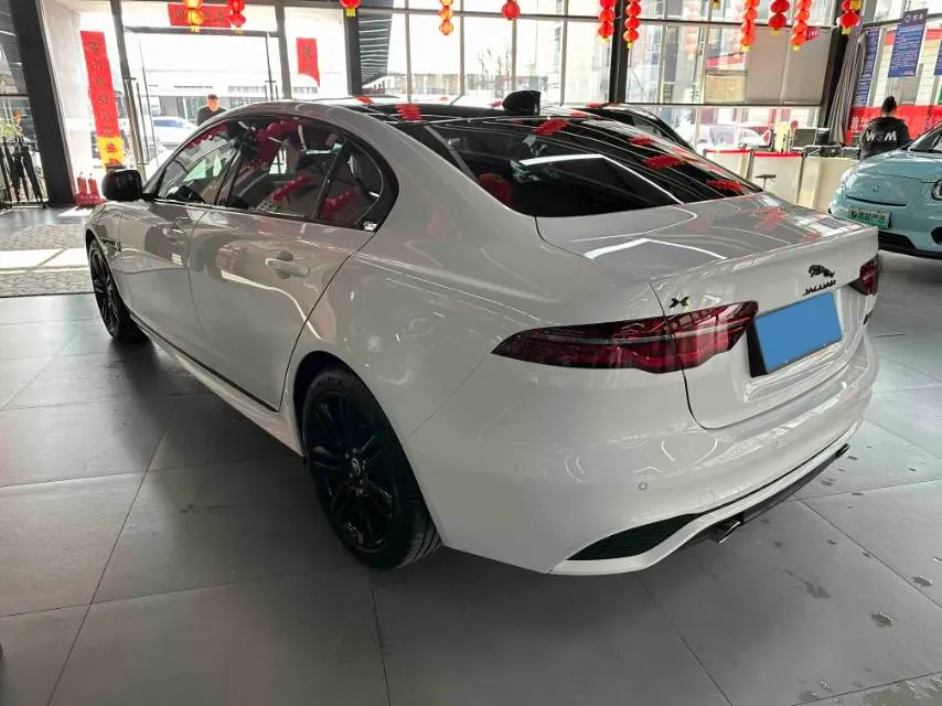 2025 Jaguar XEL 2.0T 250HP L4 8AT,autocango,china used car exporter,china ev exporter,chinese used car exporter,chinese used ev exporter