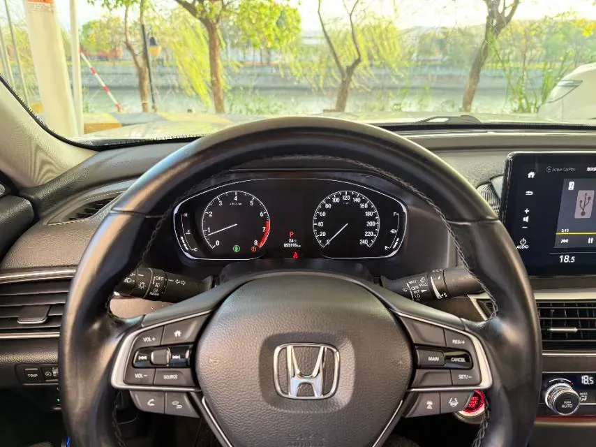 2021 Honda Accord 1.5T 194HP L4 CVT,autocango,china used car exporter,china ev exporter,chinese used car exporter,chinese used ev exporter