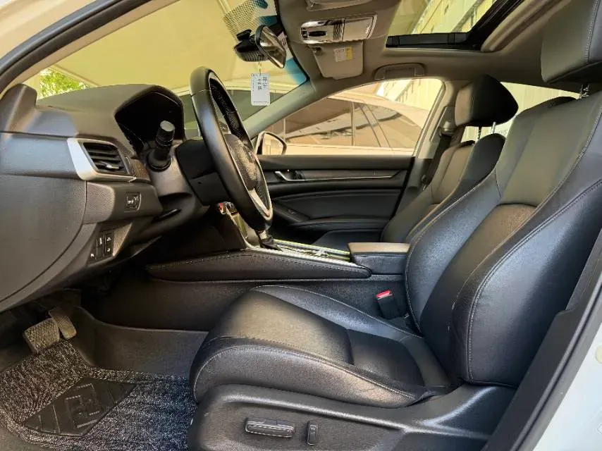 2021 Honda Accord 1.5T 194HP L4 CVT,autocango,china used car exporter,china ev exporter,chinese used car exporter,chinese used ev exporter