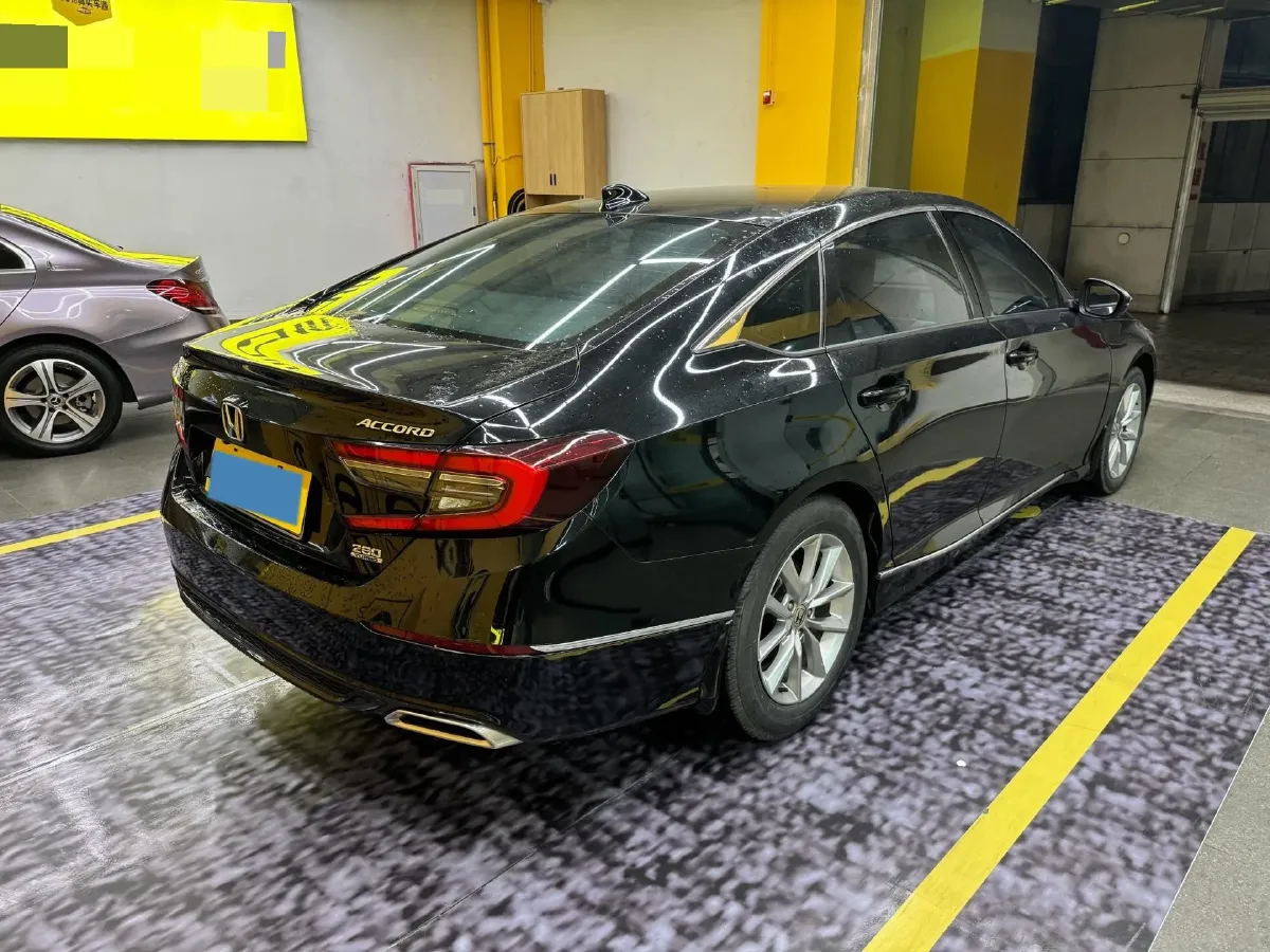 2022 Honda Accord 1.5T 194HP L4 CVT,autocango,china used car exporter,china ev exporter,chinese used car exporter,chinese used ev exporter