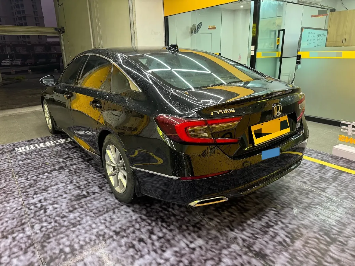 2022 Honda Accord 1.5T 194HP L4 CVT,autocango,china used car exporter,china ev exporter,chinese used car exporter,chinese used ev exporter