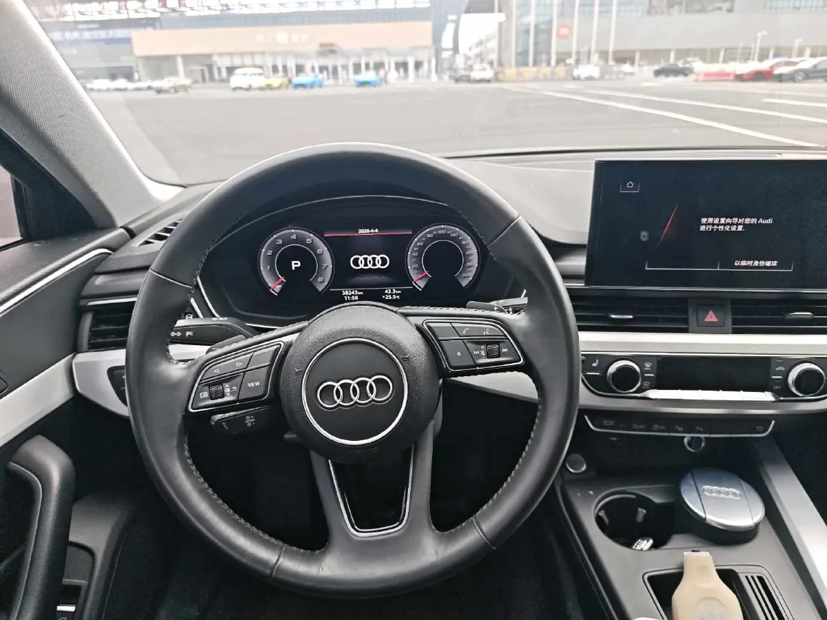 2020 Audi A4L 2.0T 190HP L4 7DCT,autocango,china used car exporter,china ev exporter,chinese used car exporter,chinese used ev exporter