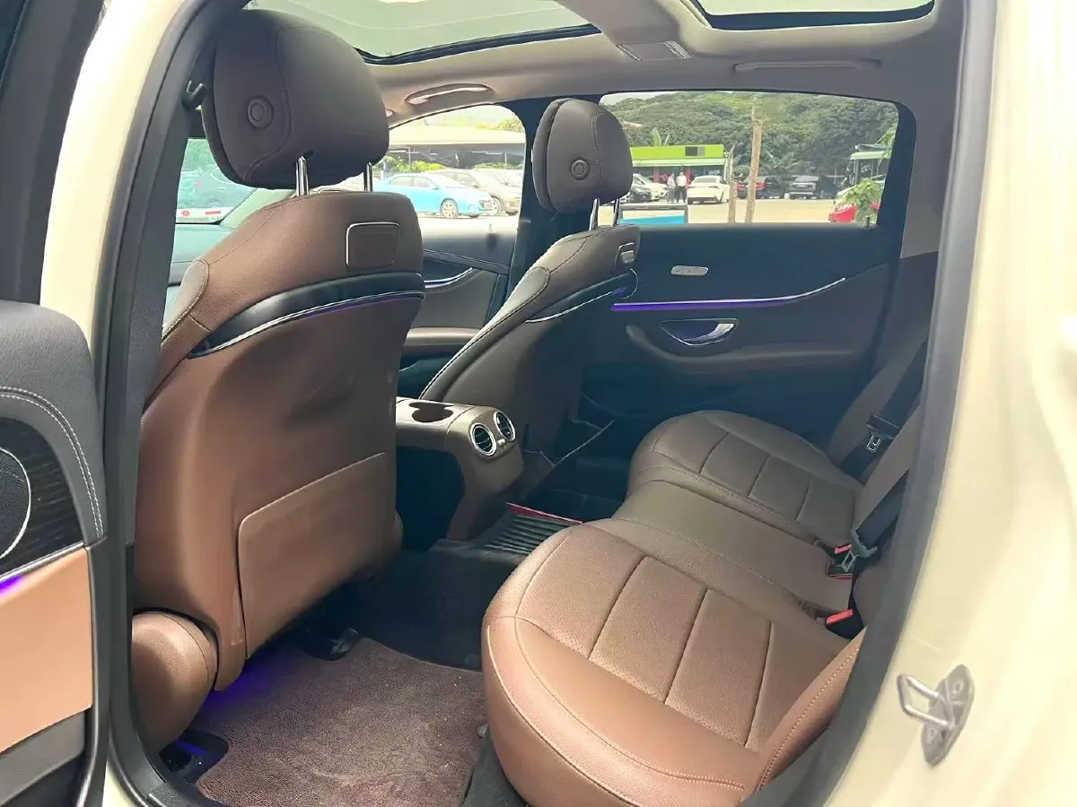 2020 Mercedes-Benz E Class 2.0T 258HP L4 9AT,autocango,china used car exporter,china ev exporter,chinese used car exporter,chinese used ev exporter