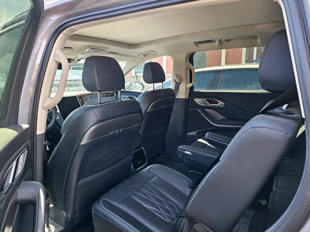 2024 HongQi HS7 2.0T 163HP L4 1DHT PHEV 20.1KWH,autocango,china used car exporter,china ev exporter,chinese used car exporter,chinese used ev exporter