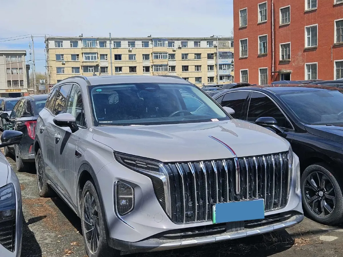 2024 HongQi HS7 2.0T 163HP L4 1DHT PHEV 20.1KWH,autocango,china used car exporter,china ev exporter,chinese used car exporter,chinese used ev exporter
